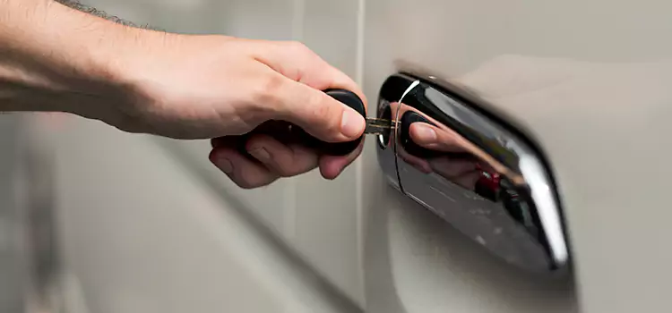 Why Choose Our Auto Locksmith Team in Valinda, CA?